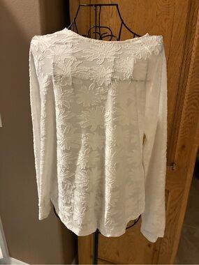 Adrianna Papell White Floral Textured Long Sleeve Top